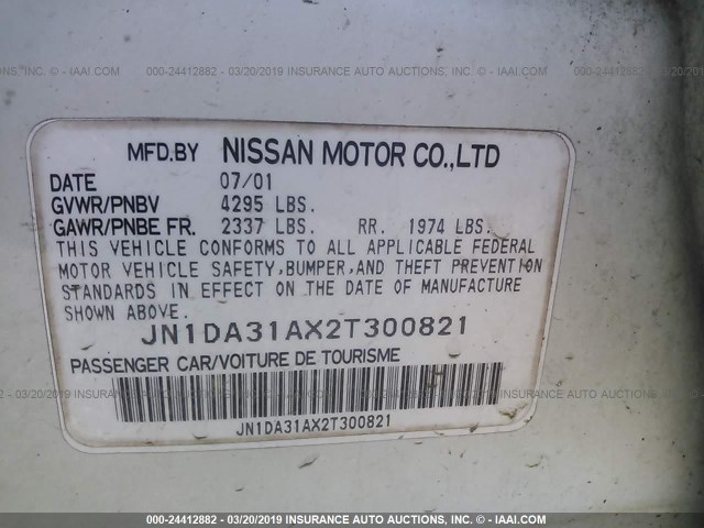 JN1DA31AX2T300821 - 2002 NISSAN MAXIMA GLE/SE WHITE photo 9