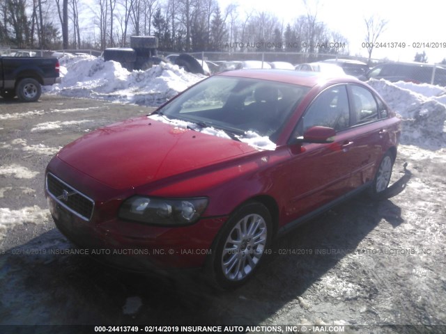 YV1MS682552061726 - 2005 VOLVO S40 T5 RED photo 2
