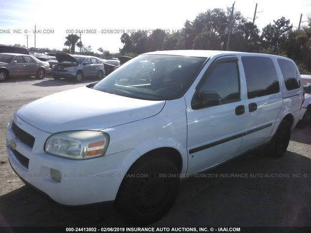 1GBDV13158D206596 - 2008 CHEVROLET UPLANDER INCOMPLETE WHITE photo 2