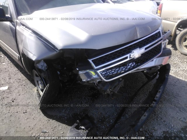 2GCEC13V161351880 - 2006 CHEVROLET SILVERADO C1500 GRAY photo 6