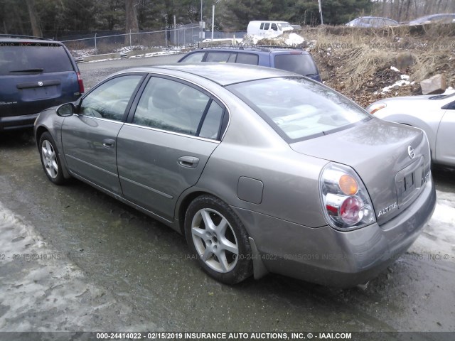 1N4BL11D32C170173 - 2002 NISSAN ALTIMA SE GRAY photo 3