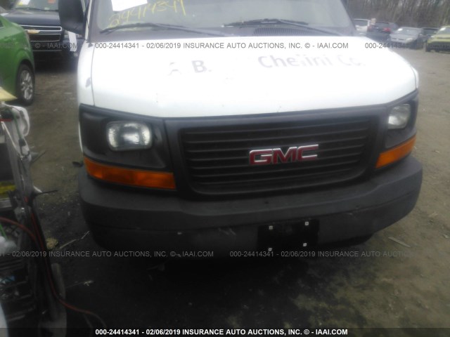 1GTHG35U631143450 - 2003 GMC SAVANA G3500 WHITE photo 6