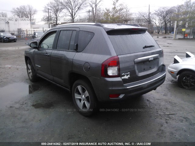 1C4NJDEB2GD799061 - 2016 JEEP COMPASS LATITUDE GRAY photo 3