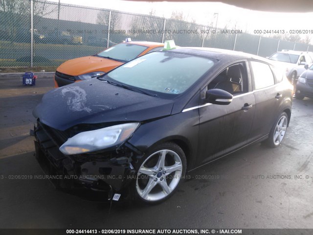 1FAHP3N22CL303493 - 2012 FORD FOCUS TITANIUM BLACK photo 2