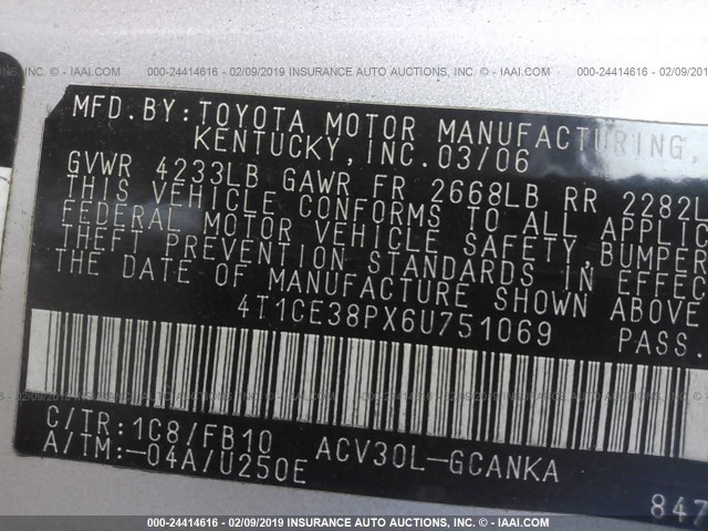 4T1CE38PX6U751069 - 2006 TOYOTA CAMRY SOLARA SE/SLE SILVER photo 9