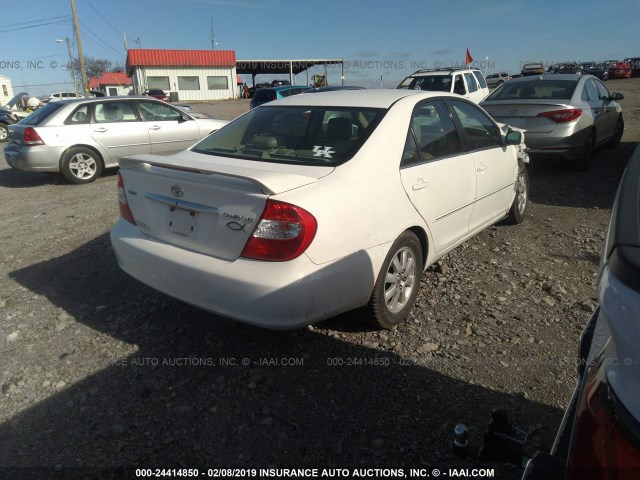 4T1BE30K04U272247 - 2004 TOYOTA CAMRY LE/XLE/SE WHITE photo 4