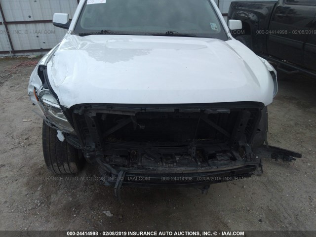 1GKS1HKJ8GR184527 - 2016 GMC YUKON XL DENALI 白色 照片 6