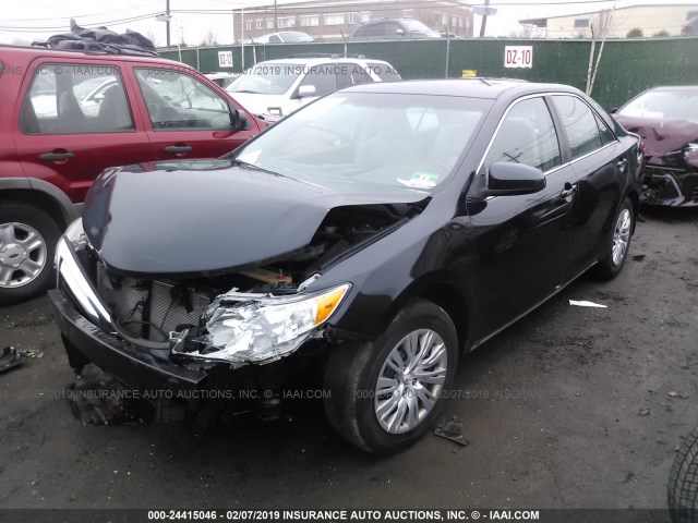 4T1BF1FK4CU055940 - 2012 TOYOTA CAMRY SE/LE/XLE BLACK photo 2