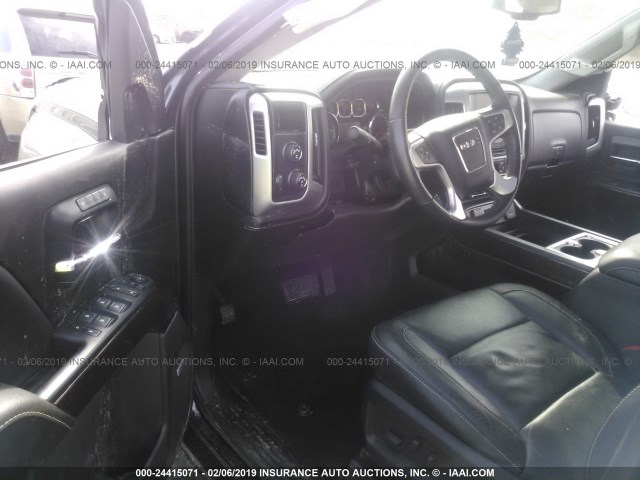 3GTU2NEC7JG295719 - 2018 GMC SIERRA K1500 SLT GRAY photo 5