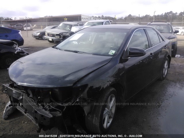 4T1BF1FK4EU385080 - 2014 TOYOTA CAMRY L/SE/LE/XLE 黑色 照片 2