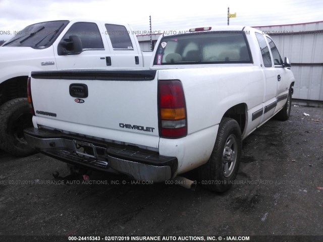 2GCEC19V921422826 - 2002 CHEVROLET SILVERADO C1500 WHITE photo 4