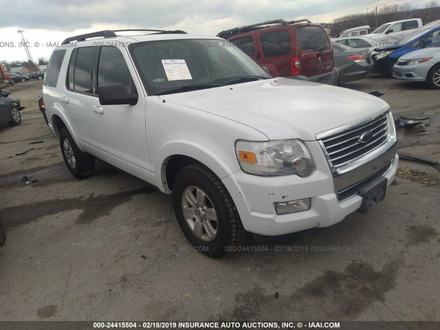 1FMEU7DE7AUA98779 - 2010 FORD EXPLORER XLT WHITE photo 1