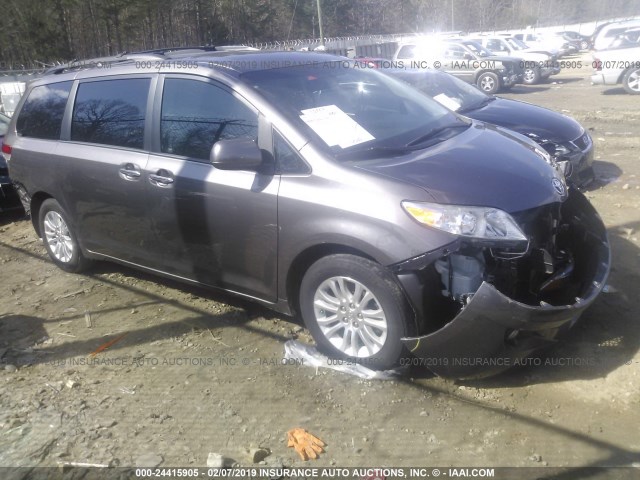 5TDYK3DCXCS253895 - 2012 TOYOTA SIENNA XLE/LIMITED SILVER photo 1