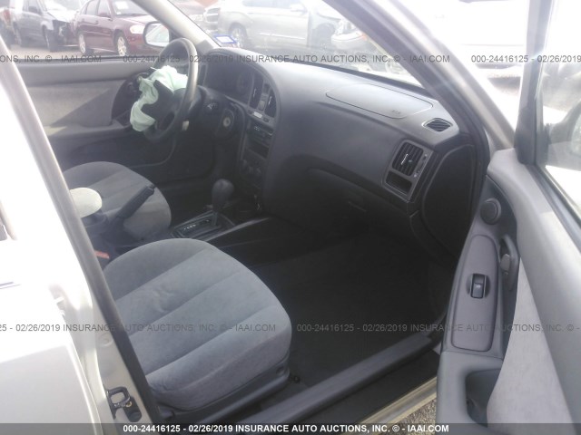 KMHDN46D24U731785 - 2004 HYUNDAI ELANTRA GLS/GT SILVER photo 5