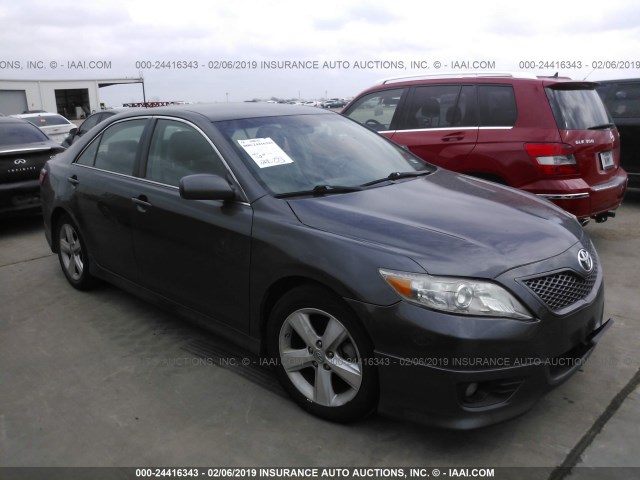 4T1BF3EK5BU614939 - 2011 TOYOTA CAMRY SE/LE/XLE 灰色 照片 1