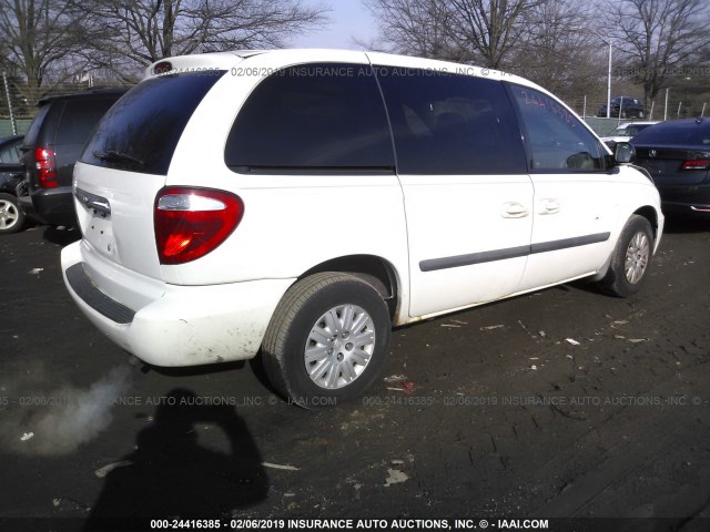 1A4GP45R86B746258 - 2006 CHRYSLER TOWN & COUNTRY  WHITE photo 4