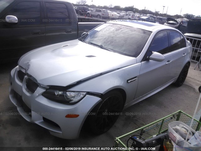 WBSVA93558E215024 - 2008 BMW M3 SILVER photo 2