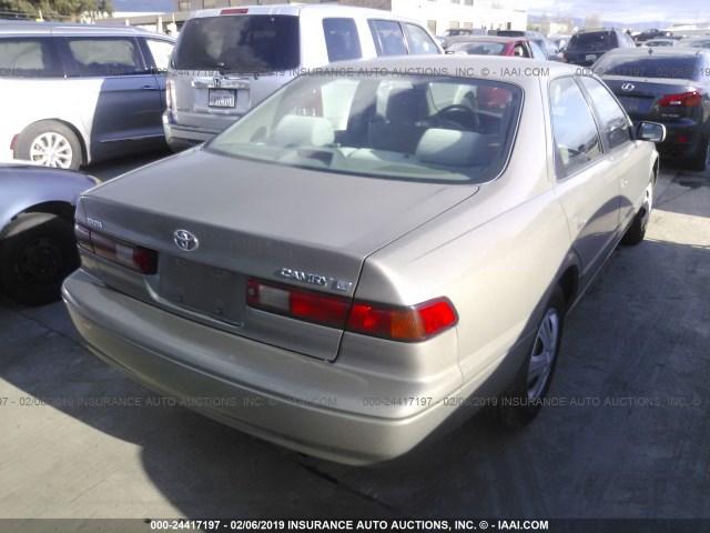 JT2BG22KXX0277322 - 1999 TOYOTA CAMRY LE/XLE GRAY photo 4