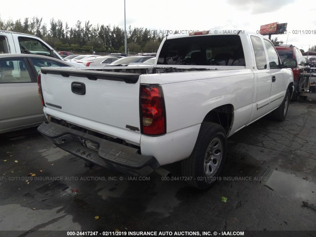 1GCEC19V06Z200298 - 2006 CHEVROLET SILVERADO C1500 WHITE photo 4