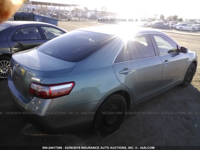 4T1BE46KX7U603126 - 2007 TOYOTA CAMRY NEW GENERAT CE/LE/XLE/SE GREEN photo 4
