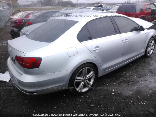 3VW4S7AJ1FM262236 - 2015 VOLKSWAGEN JETTA GLI SILVER photo 4