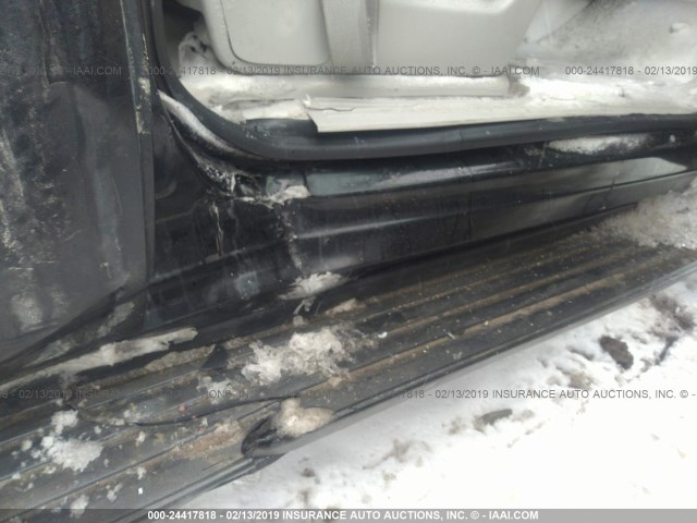 1GKS2CE05BR342818 - 2011 GMC YUKON SLT 黑色 照片 6