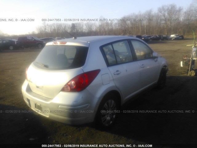 3N1BC13E99L432568 - 2009 NISSAN VERSA S/SL SILVER photo 4