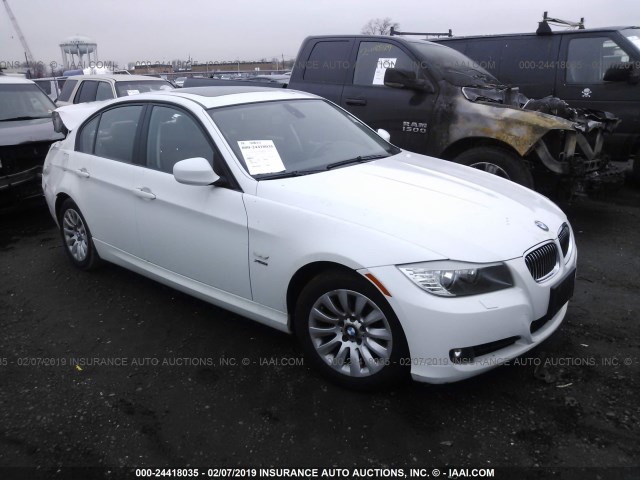 WBAPK53519A599511 - 2009 BMW 328 XI SULEV WHITE photo 1