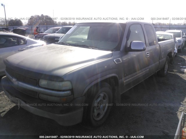 2GCEC19TX11128784 - 2001 CHEVROLET SILVERADO C1500 GRAY photo 2