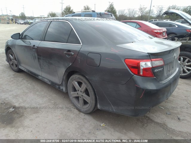 4T1BF1FK4CU046266 - 2012 TOYOTA CAMRY SE/LE/XLE GRAY photo 3