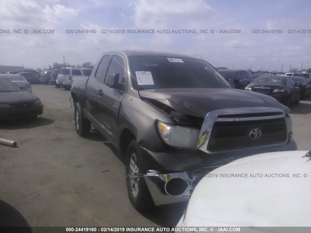 5TFRM5F15AX019032 - 2010 TOYOTA TUNDRA DOUBLE CAB SR5 GRAY photo 1