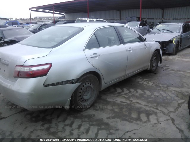 4T1BE46K08U237078 - 2008 TOYOTA CAMRY CE/LE/XLE/SE SILVER photo 4