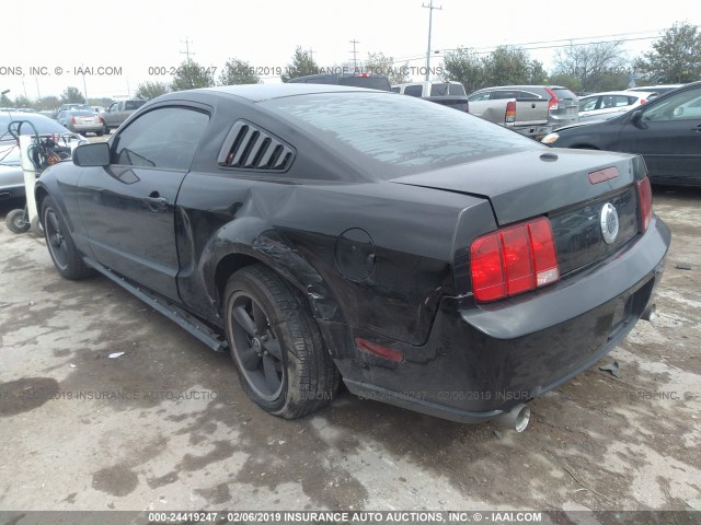 1ZVHT82HX85159065 - 2008 FORD MUSTANG GT BLACK photo 3