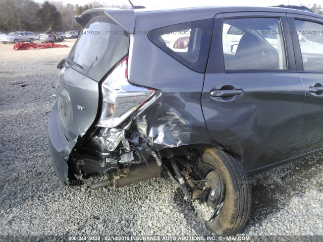 3N1CE2CP2JL356430 - 2018 NISSAN VERSA NOTE S/S PLUS/SV/SL/SR GRAY photo 6