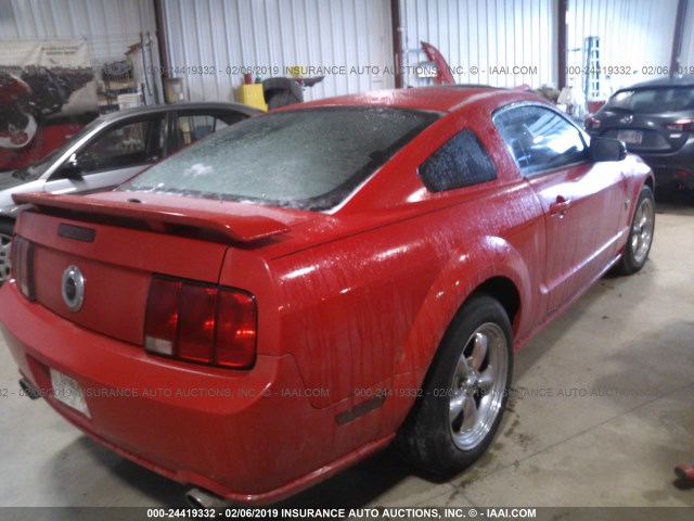 1ZVHT82H495133675 - 2009 FORD MUSTANG GT RED photo 4