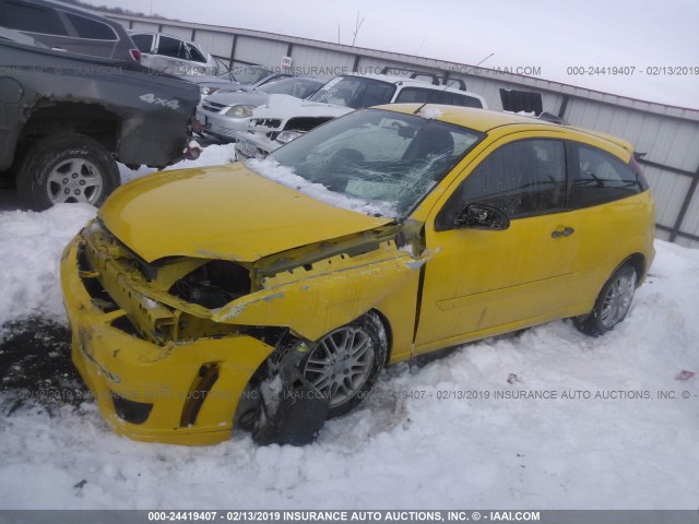 1FAFP31N37W233126 - 2007 FORD FOCUS ZX3/S/SE/SES YELLOW photo 2