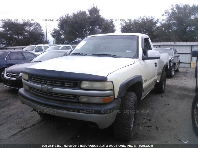 1GCGK24U3YZ336654 - 2000 CHEVROLET SILVERADO K2500 WHITE photo 2