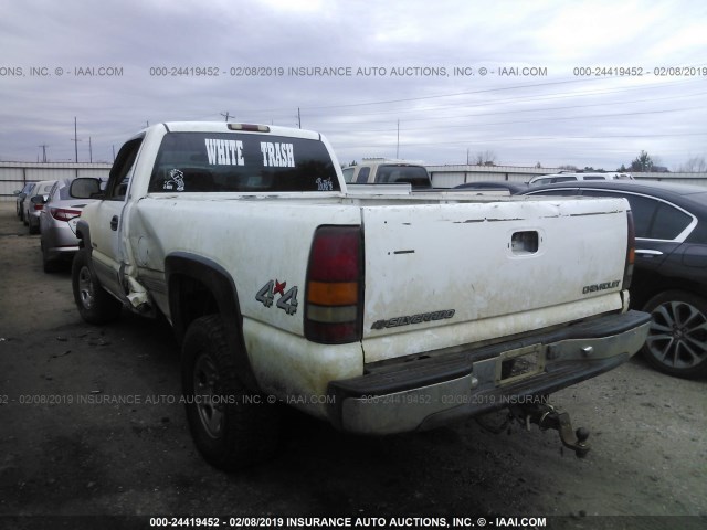 1GCGK24U3YZ336654 - 2000 CHEVROLET SILVERADO K2500 WHITE photo 3