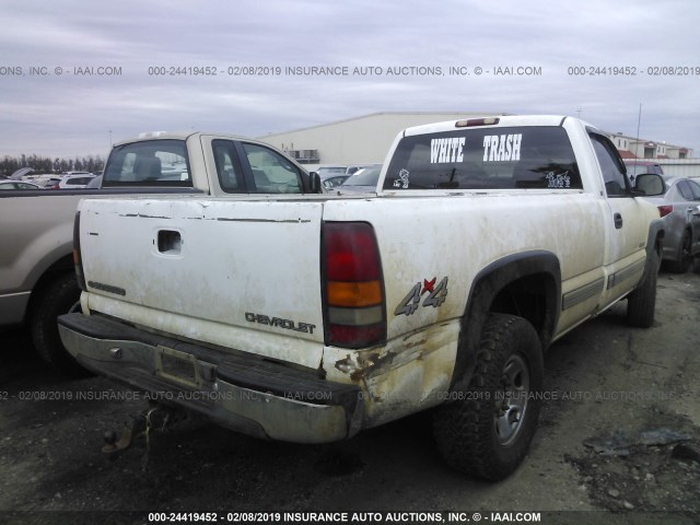 1GCGK24U3YZ336654 - 2000 CHEVROLET SILVERADO K2500 WHITE photo 4