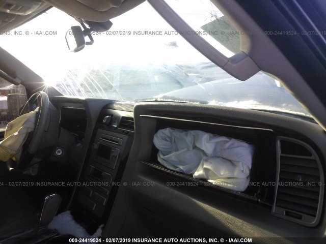 5LMFU28529LJ01796 - 2009 LINCOLN NAVIGATOR 金色 照片 5