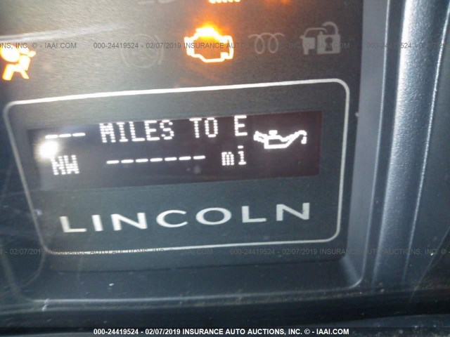 5LMFU28529LJ01796 - 2009 LINCOLN NAVIGATOR 金色 照片 7