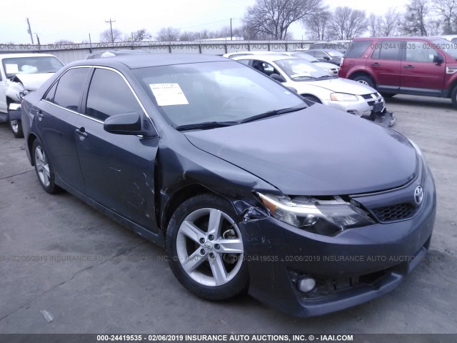 4T1BF1FK8CU056962 - 2012 TOYOTA CAMRY SE/LE/XLE GRAY photo 1