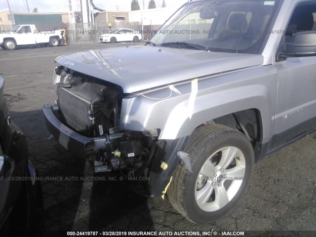 1C4NJRFB9GD718374 - 2016 JEEP PATRIOT LATITUDE SILVER photo 6