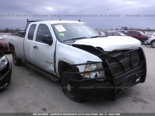 1GCHC49K69E163872 - 2009 CHEVROLET SILVERADO C2500 HEAVY DUTY WHITE photo 1