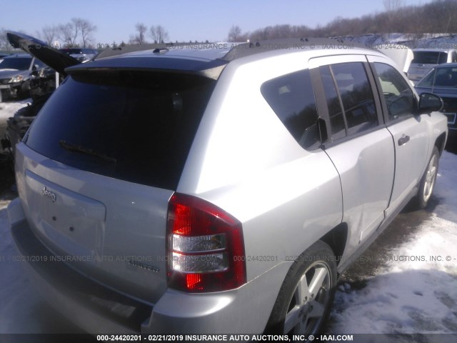 1J8FT57WX7D132154 - 2007 JEEP COMPASS LIMITED SILVER photo 4