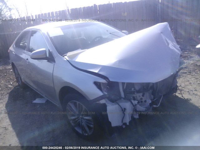 4T1BF1FK4FU906610 - 2015 TOYOTA CAMRY LE/XLE/SE/XSE SILVER photo 1