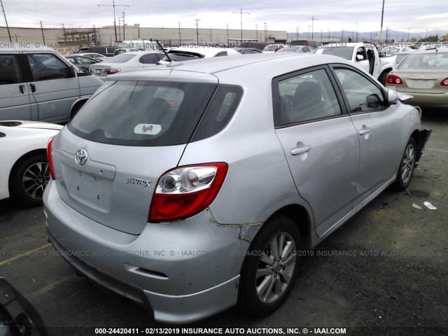 2T1KU4EE6AC406977 - 2010 TOYOTA COROLLA MATRIX  SILVER photo 4