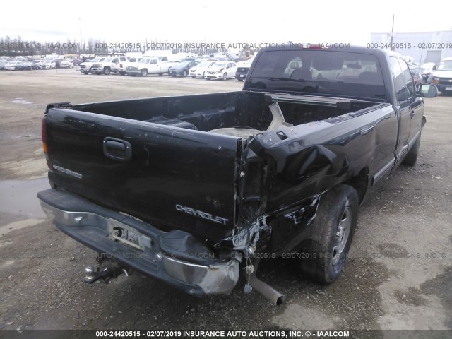 1GCEC19T5YE305783 - 2000 CHEVROLET SILVERADO C1500 BLUE photo 4