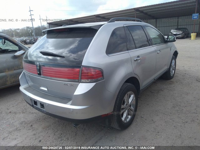 2LMDJ6JC5ABJ25635 - 2010 LINCOLN MKX SILVER photo 4