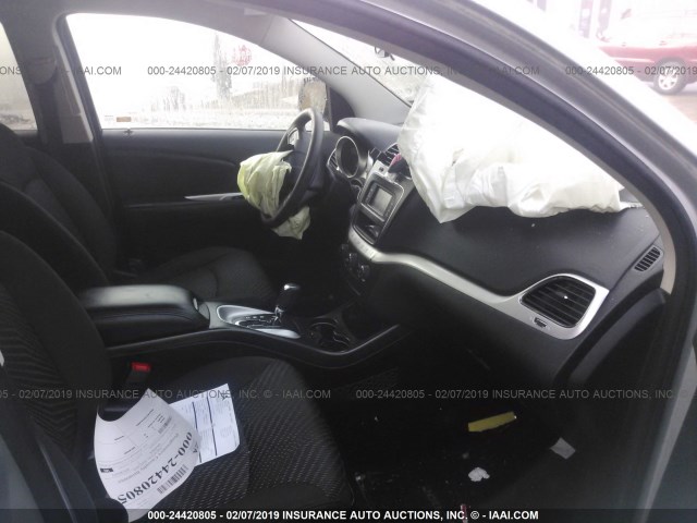 3C4PDDBG9DT638602 - 2013 DODGE JOURNEY SXT SILVER photo 5